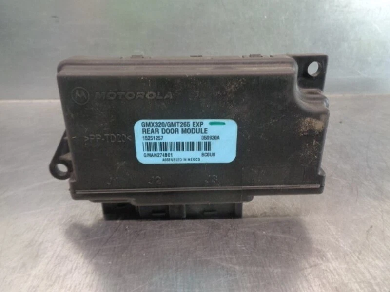 15251257 centralina chiusura per CADILLAC SRX V6 ELEGANCE 2004 4078309 - Immagine 1 di 3