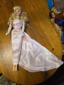 1995 Enchanted Evening Barbie, reproduction of 1960 Barbie Doll, No Shoes - Picture 1 of 3