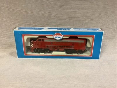 HO Railroad Fire Dept. Company No. 6 Diesel Locomotive EMD F9 - Model Power - Image 1 of 4