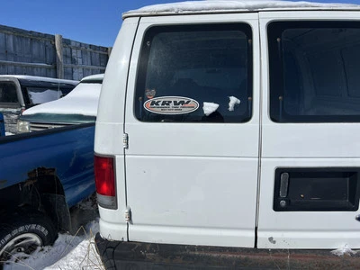 Porta traseira esquerda motorista Ford Van E250 1998 porta branca - Imagem 1 de 4