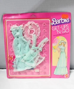 Barbie Get-Ups 'N Go Clothes and Accessories - Imagen 1 de 4