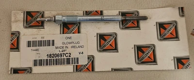 NEW Genuine International 1820697C2 Glow Plug T444E 7.3L FREE SHIPPING Foto 1 de 4