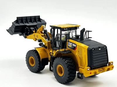 CAT 966M wheel loader Diecast masters truck construction models 1:50 scale - Image 1 of 4