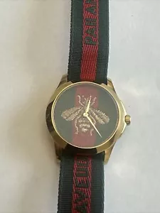 Reloj de pulsera Gucci Ya126487A G atemporal cuarzo abeja bordado dorado verde rojo - Imagen 1 de 10