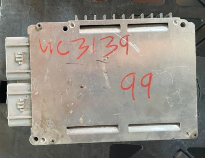 OEM 02 Chrysler Town & Country 2x2 6 cilindros L 3,8 L MFI OHV 232 ECU 04745860 Foto 1 de 3