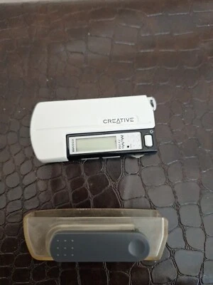 Creative Muvo TX FM Radio Audio Digital 256mb MP3 Voice Recorder Player USB Mic - Image 1 of 4