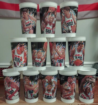 Lote completo de 12 copos da Copa McDonald's Dream Team dos EUA para os Jogos Olímpicos de Basquete 1992 - Imagem 1 de 3