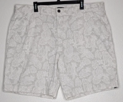 St Johns Bay Men's Glacier Floral Shorts Size 42 Hiking Cargo Gray Comfort Nwt - Image 1 of 4