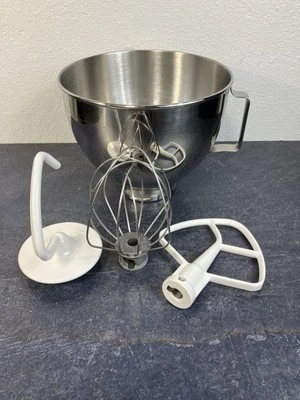 KitchenAid K45 4.5qt Mixing Bowl W/Handle, Beater Dough Hook Whisk Attachments - Image 1 of 4