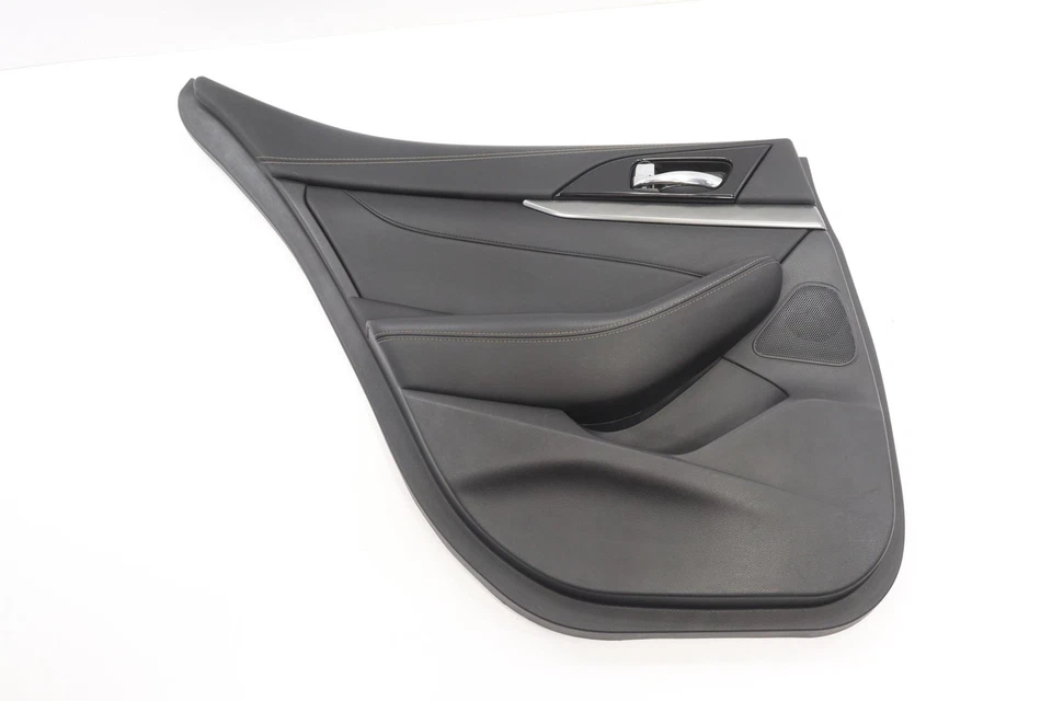 2019 - 2023 NISSAN MAXIMA SV PAINEL DE TAMPA DE ACABAMENTO DE PORTA LATERAL ESQUERDA TRASEIRA FABRICANTE DE EQUIPAMENTO ORIGINAL PRETO_G - Imagem 1 de 4