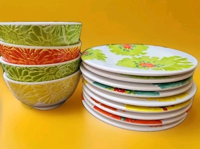 9 LAURIE GATES Embossed FLORAL Melamine Salad PLATES &4 Bowls Yel Blue Green Red - Image 1 of 4