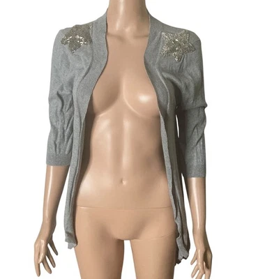 Cárdigan largo suéter para mujer Material Girl grande gris con cuentas estrella hombros  Foto 1 de 4