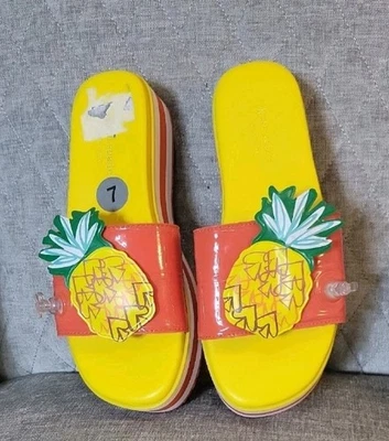 Надувные шлепанцы Kate Spade Limoncello с ананасом размер 7 - Изображение 1 из 4