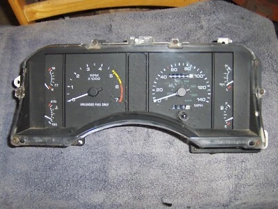 Ford Mustang GT 1990-1993 calibre clúster 140 MPH. Muy bajo kilometraje, inalterado. Foto 1 de 3