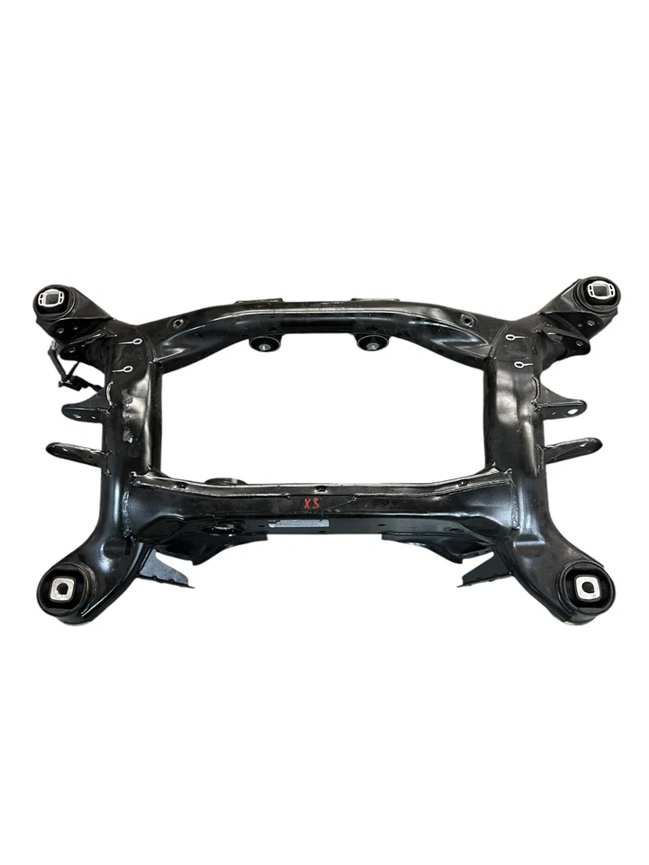 2018-2021 BMW X3 G01 REAR SUBFRAME SUB FRAME CROSSMEMBER OEM - Image 1 of 4