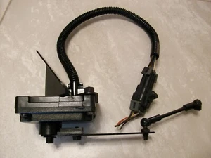 94-99 DEVILLE SEVILLE ELDORADO LEVEL CONTROL SENSOR Air Ride Height GM - Picture 1 of 5