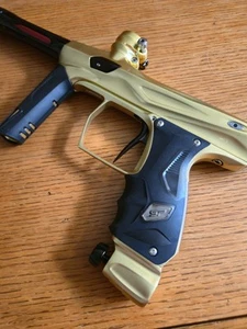 SP Shocker Amp Electronic Paintball Gun Gold / Black - Picture 1 of 6