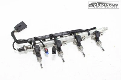 2020-2024 CADILLAC CT4 2.0L L4 MOTOR A GASOLINA TRILHO DE COMBUSTÍVEL COM CONJUNTO INJETOR FABRICANTE DE EQUIPAMENTO ORIGINAL - Imagem 1 de 4