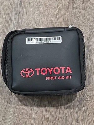 丰田原始设备制造商 PT420-00220 正品路边紧急急救套件 — 第 1/4 张图片