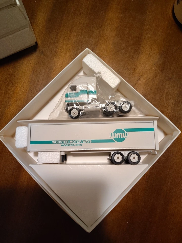 Wooster Motor Ways '93 Wooster, OH Winross Truck - Image 1 of 1