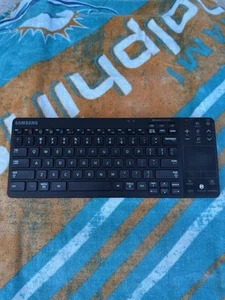 Samsung Smart TV Touchpad Wireless Keyboard VG-KBD2000 - Picture 1 of 2