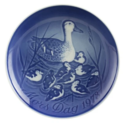 ROYAL COPENHAGEN BING&GRONDAHL PIATTO FESTA DELLA MAMMA 1973 ORIGINALE PORCE - Immagine 1 di 4