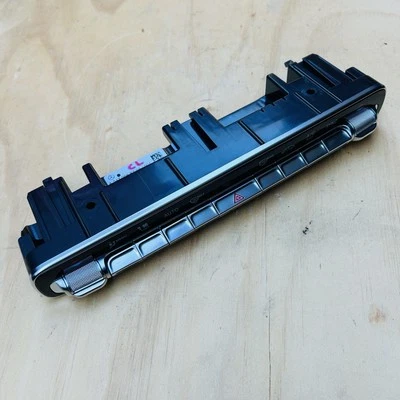 Genuine Mercedes OEM CLA45s C118 heater AC switch control module A2479056703 - Image 1 of 4