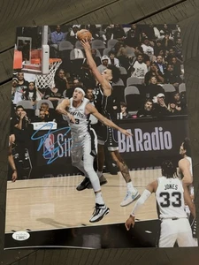 Dereck Lively II Autogramm signed 11x14 Foto Dallas Mavericks JSA COA - Bild 1 von 3