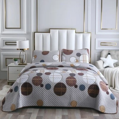 Elegantes juegos de cama reversibles de mezcla de algodón con estampado bordado, Q/King/CALKing Foto 1 de 4