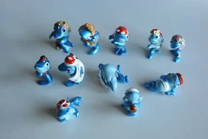 SET DI SORPRESINE KINDER - 11 PUPAZZETTI DELFINI + 4 PANDA - Foto 1 di 4
