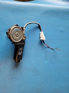 88 89 90 91 92 MAZDA 626 RIGHT/PASS. SIDE POWER WINDOW MOTOR REAR 4 DR SDN 69169 - Picture 1 of 3