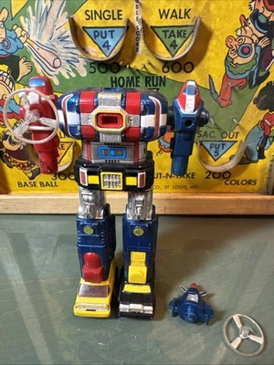 Vintage 1981 Matchbox VOLTRON I 6” Diecast Vehicle Force Dairugger XV Parts - Image 1 of 4