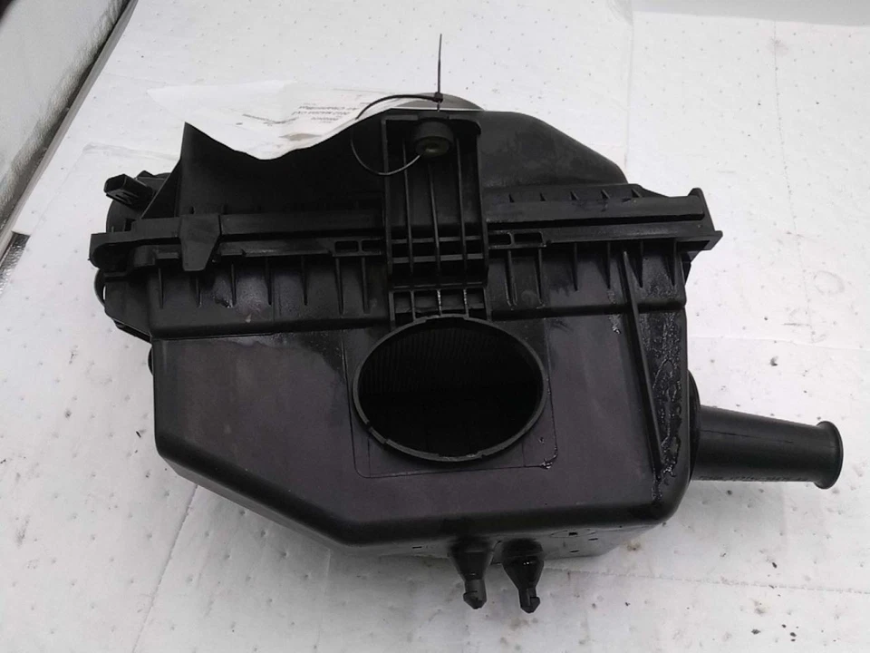 Air Cleaner Fits 07-15 MAZDA CX-9 583871 - Image 1 of 4