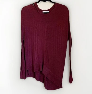 Suéter Asimétrico John + Jenn Revolve Talla S Borgoña Boho Minimalista Urbano Foto 1 de 4