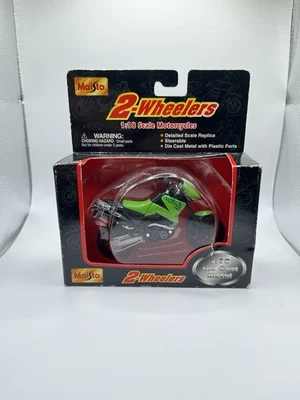 Maisto 2001 2 ruedas escala 1:18 verde negro Duke KTM #31300 Foto 1 de 2