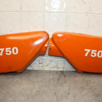 1977 Yamaha XS750 PAIR OF SIDE COVERS PANEL COWL FAIRING BB554 - Image 1 of 4