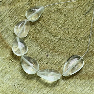 Cuentas de pera lisas de cuarzo cristal de roca briolette piedras preciosas sueltas naturales joyería - Imagen 1 de 3