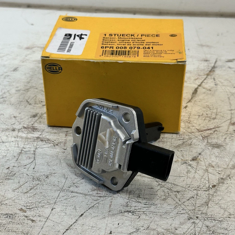 Nuevo sensor de nivel de aceite Hella para Audi A4 1999-05 A6 1998-04 TT 2000-06 6PR00807904 Foto 1 de 4