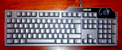 ASUS Gaming Tastatur G01 KB Back Lit Red TOP Zustand voll funktionsfähig QUERTZ - Bild 1 von 4