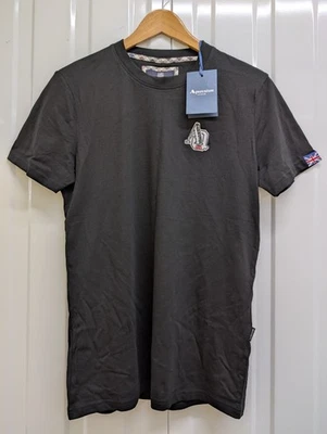 Camiseta Aquascutum 1851 AQ Logo Pequeña S Negra Para Hombre Manga Corta Crew Algodón Nueva con Etiquetas Foto 1 de 4