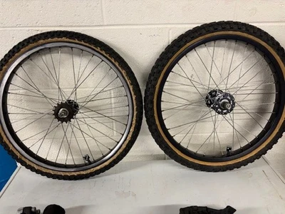 82 JUEGO DE RUEDAS BUJES SUNSHINE ARAYA 7X WOW SUNTOUR 16T RUEDA LIBRE OG VINTAGE BMX Foto 1 de 4