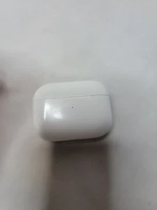 Apple AirPods Pro 2nd Gen - USB-C Charging Case Only Model A2968 - Zdjęcie 1 z 9