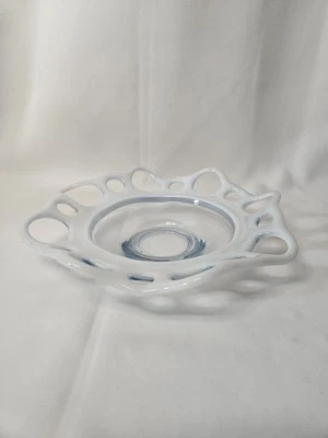 Cuenco de vidrio de encaje abierto vintage de Murano arte mediados de siglo blanco 8,5"  Foto 1 de 4