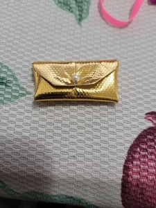 Bolso clutch dorado vintage de muñeca Barbie o clon - Imagen 1 de 2