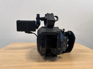 Panasonic AU-EVA1 Compact 5.7K Super 35mm Cinema Camera AU-EVA1PJ - Picture 1 of 3