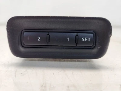 2013-16 Nissan Pathfinder Front Drivers Seat Memory Buttons - Image 1 of 4