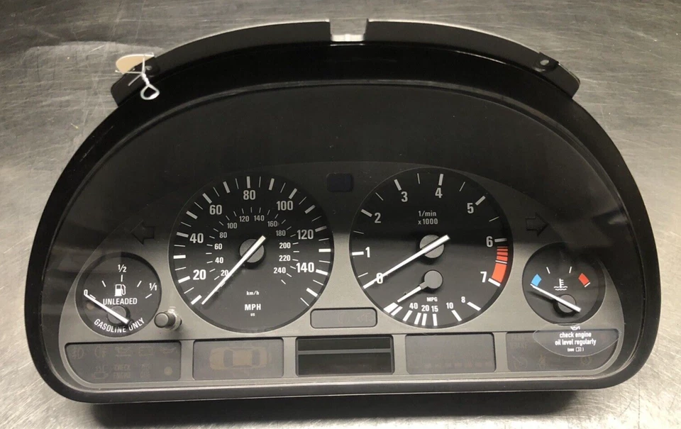 Cuadro medidor velocímetro instrumento BMW 525i 530i 2001-2003 Foto 1 de 4