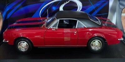1967 Chevrolet Camaro Z/28 Red & Black Special Edition Maisto 1:18 Diecast RARE! - Image 1 of 4