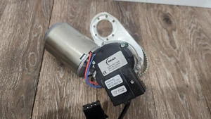 Motore attuatore inclinazione sedia elettrica Permobil TESTATO con cinghia di trasmissione REAC 324225 F3 M3 - Foto 1 di 2