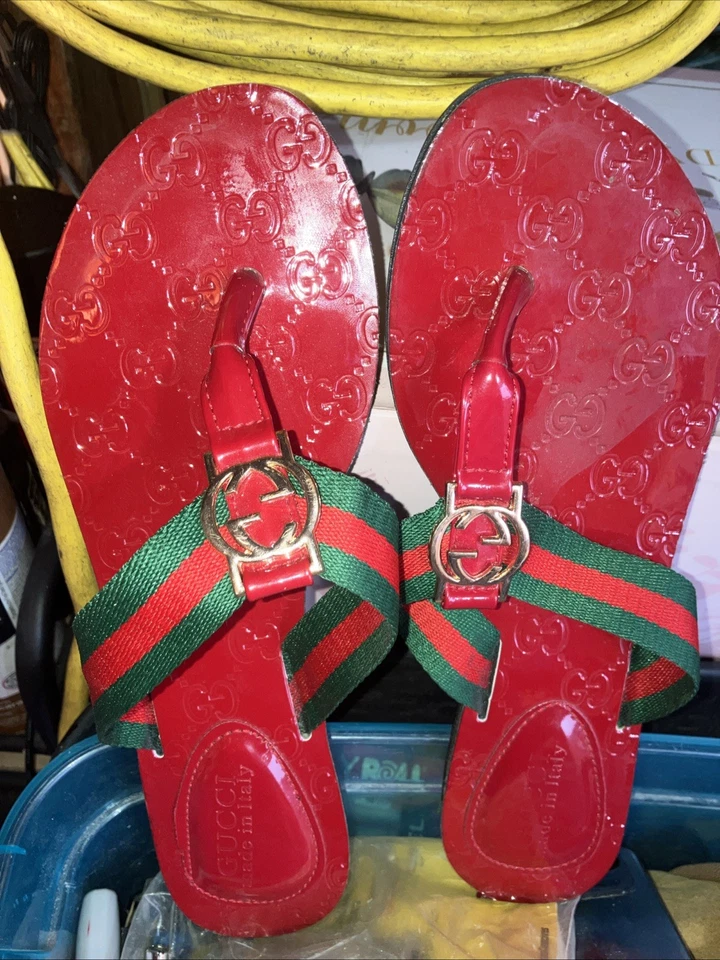 Auténtica sandalia tanga Gucci para mujer talla 39 Foto 1 de 4